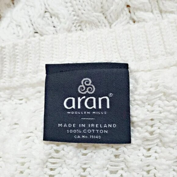 NWOT! ARAN Woolen MILLS Irish SWEATER - Picture 3 of 4
